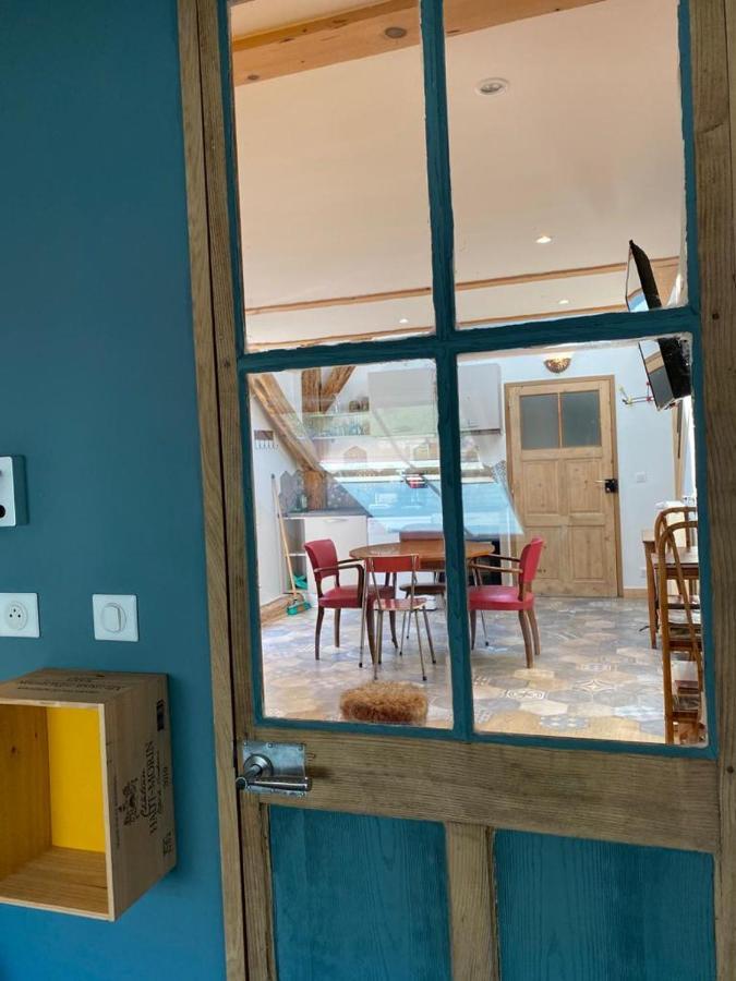 Au Cheval Blanc - Appartements Et Chambres D'Hotes Albertville Kültér fotó