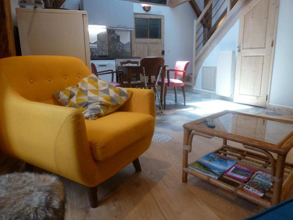 Au Cheval Blanc - Appartements Et Chambres D'Hotes Albertville Kültér fotó