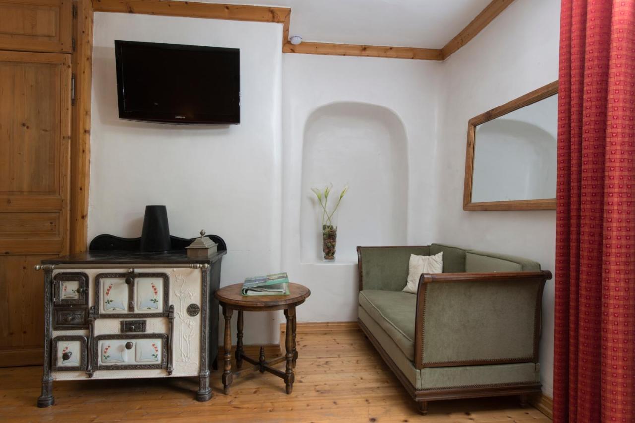 Au Cheval Blanc - Appartements Et Chambres D'Hotes Albertville Kültér fotó